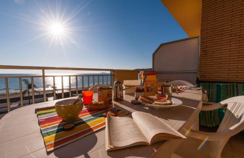 Minturno Apartment | Il Mare In Giardino