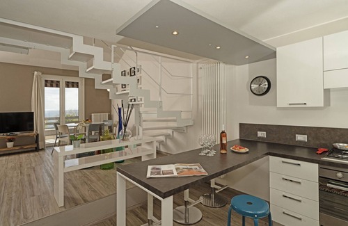 Padenghe sul Garda Ski Chalet | Il Melagrano A11 by Wonderful Italy