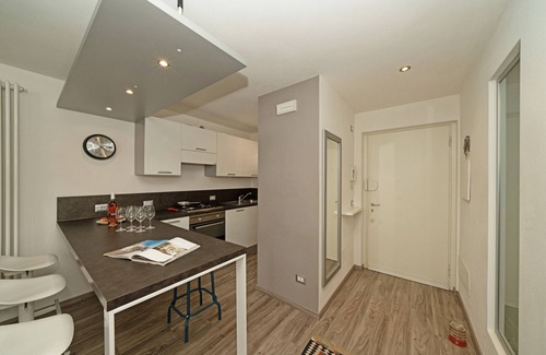 Padenghe sul Garda Ski Chalet | Il Melagrano A11 by Wonderful Italy