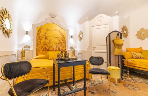 Old Town Hotel | Il Moresco è un luogo magico che ti accoglierà nelle sue confortevoli camere.