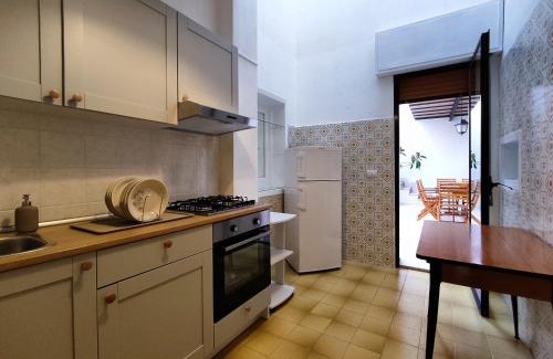 Sampieri House | Il Patio - Villa indipendente con ampio cortile e giardino interno