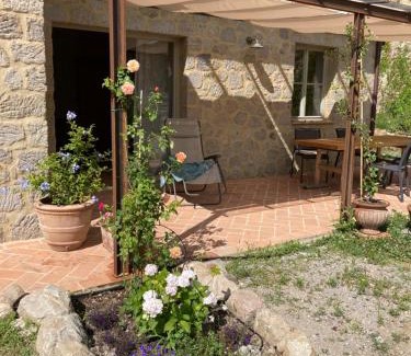 Castel del Piano Apartment | il peperino