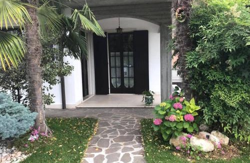 Bussolengo Apartment | Il Portico 9