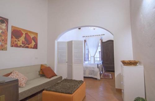 San Gimignano City Centre Apartment | IL PRUNELLO - una casa tra le Torri