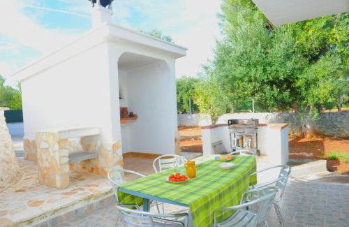 Carovigno House | Il Trullo di Pina a 2 minuti da spiaggia sabbiosa