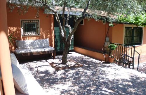 Gaggi House | Il Vigneto "Cottage"