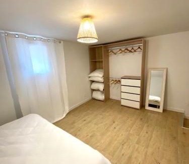 Ensues-la-Redonne Apartment | Il y a le Soleil, la Campagne et la Mer …1