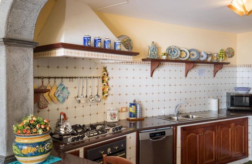 Chiesa Nuova Apartment | ILARY HOUSE luxury apartment in Positano