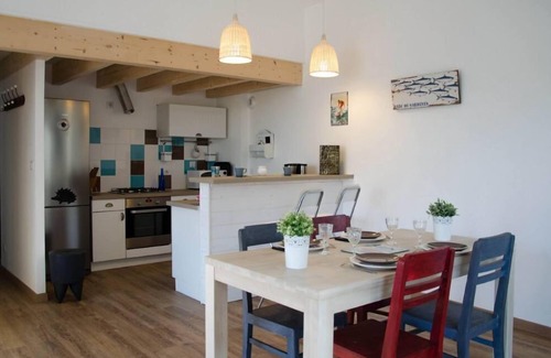 Domino House | Ile D Oleron: House with character completely renovated