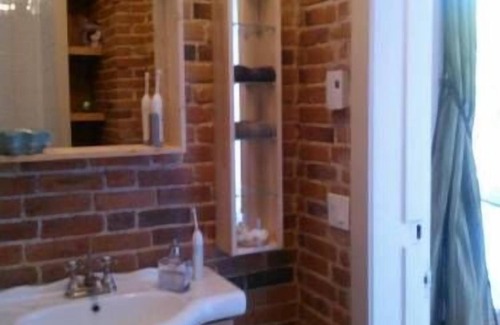 Sherbrooke Bed & Breakfast | Ile De Garde B&B