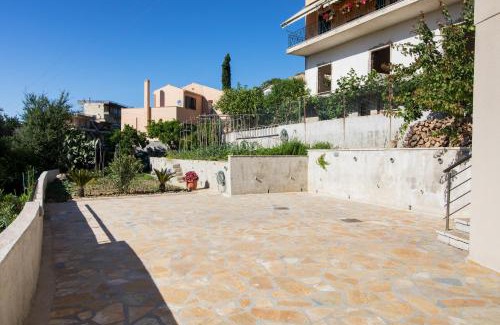 Perama Apartment | Ilianas R&F Luxury home