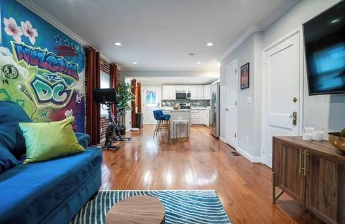 Bellevue House | Imagination Oasis: Where Ideas Come to Lifen