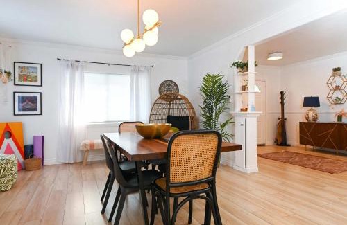 Alamitos Beach House | Immaculate 3BDR Bungalow - 5-Min Walk to Beach