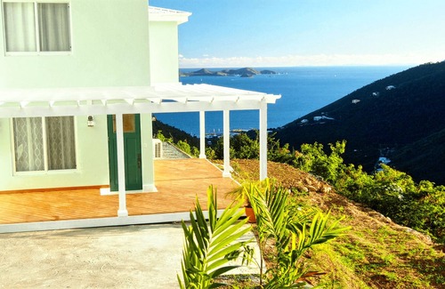 Road Town Apartment | Immaculate Apartment with Beautiful View, near Nanny Cay Marina