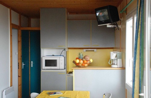 Blavignac Ski Chalet | Immerse yourself in nature, 3-room chalet, kitchenette, indoor pool