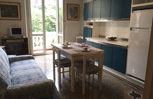 Pegli Condo | Impassable view on the sea