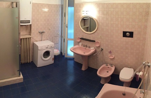 Pegli Condo | Impassable view on the sea