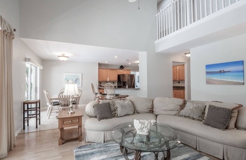 Crown Pointe House | Impeccable 4BR pool home in favored Crown Pointe Community