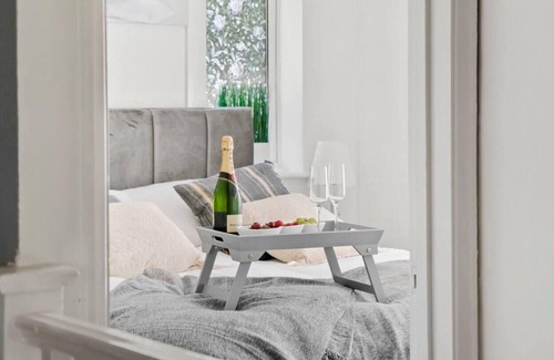 Fenny Stratford Apartment | Impeccable Apartment in Bletchley Milton Keynes