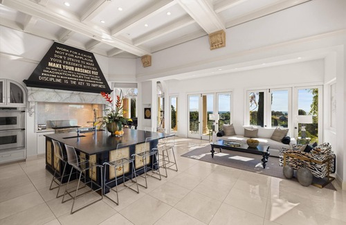 Hope Ranch Villa | Impeccable Italian Villa