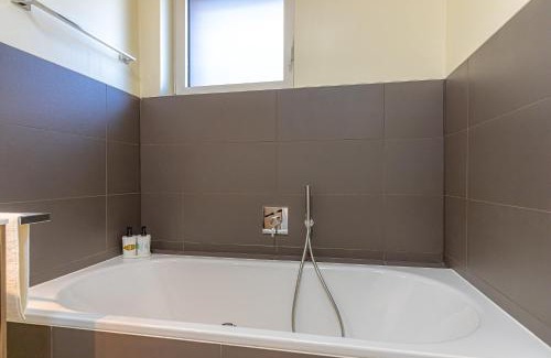 Lugano Apartment | IMPERIAL of LUGANO 3 with a lake view behind the station and 10 min from the lake of Lugano