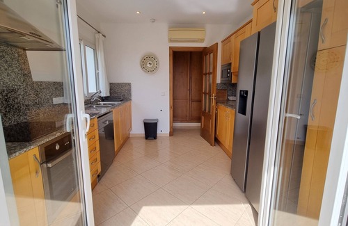 Puerto Luz Villa | Impressive Family Villa with private pool, sea views, air-con, wi-fi.