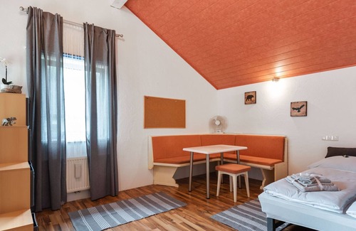 Pinsdorf House | Impressive holiday home in Pinsdorf with pool