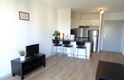 Bayonne Apartment | In Bayonne, lovely, quiet, bright T2 apartment
