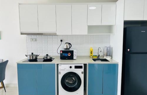 Pudu Apartment | In"Continew" Amazing Studio With Kitchen & Living Room