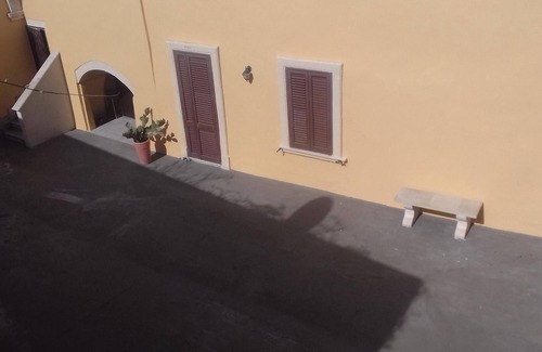 Martignano House | In Grecìa Salentina, at 15 minutes from Lecce and the Adriatic coast, a "courtyard house" seventeenth century with large garden