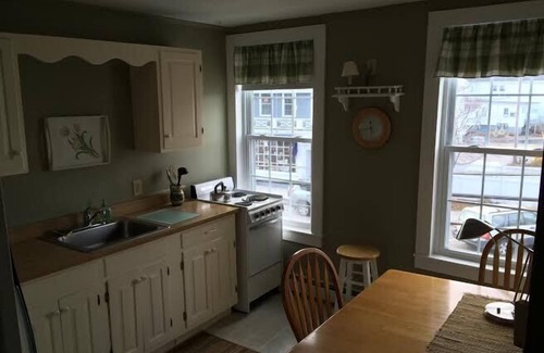 Wolfeboro Hotel | In historic downtown Wolfeboro, 'The Oldest Summer Resort in America'