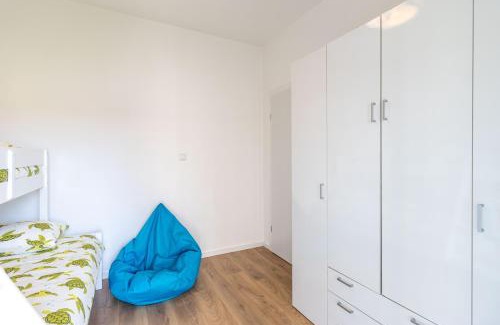Turanj Apartment | IN Santini