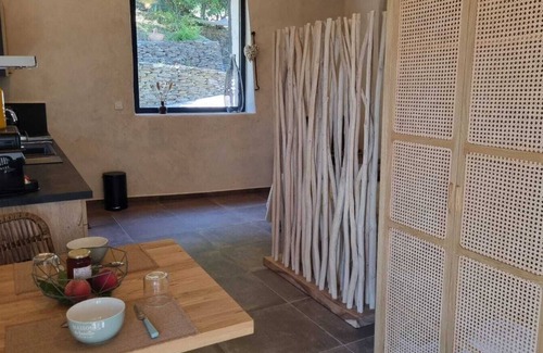 Saint-Julien-des-Points House | In the Cévennes, Les gites du Champ Neuf La Grange du Papé