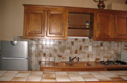 Saint-Geniez-d'Olt Apartment | IN THE HEART OF THE BOURG FULL SOUTH APARTMENT