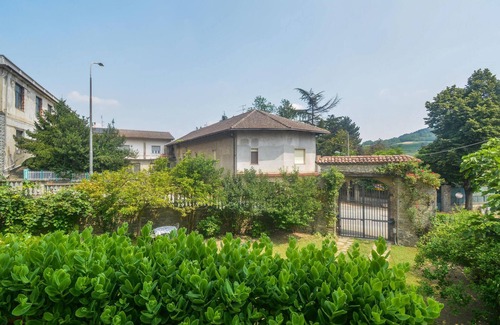 Monastero Bormida Apartment | In the heart of the village of Monastero Bormida welcomes you this beautiful apartment.