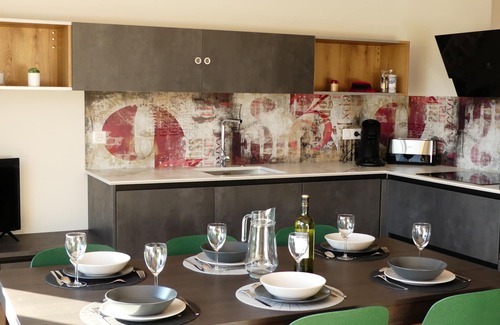 Audenge Apartment | In the heart of the Bassin d'Arcachon, fully renovated apartment with 30m² terrace