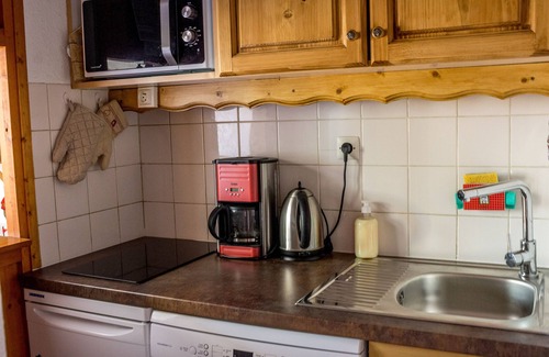 Val-Thorens Apartment | In the heart of Val Thorens, ideal family studio for 4 people, facing south