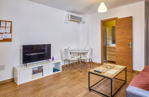 San Martin de la Vega House | In the Madrid metropolitan area, this functional vacation apartment welcomes you.
