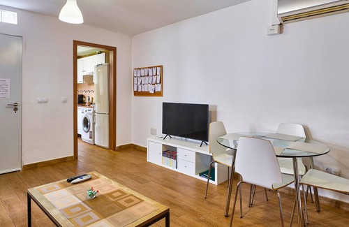 San Martin de la Vega House | In the Madrid metropolitan area, this functional vacation apartment welcomes you.