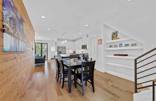 Blackshear-Prospect Hill House | In The Middle Of It All