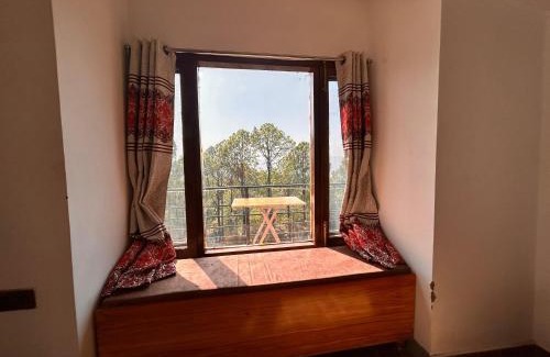 Lansdowne House | In the woods homestay Lansdowne