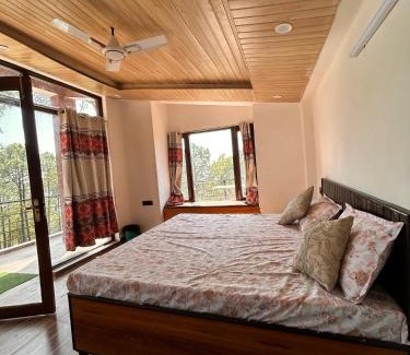 Lansdowne House | In the woods homestay Lansdowne