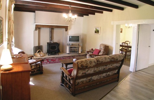 Moissannes House | In this very nice vacation home in the department of Haute-Vienne modern comfort og original charm a