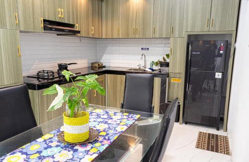 Tasikmalaya House | Inara Guesthouse & Villa