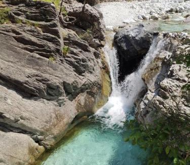 Colonnata House | Incantevole casa sul fiume, Relax e Natura ai piedi della Alpi Apuane