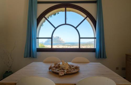 Porto San Paolo House | [Incantevole Villetta]con Giardino e Vista mare