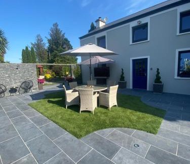 Dromin House | Inch View Lodge