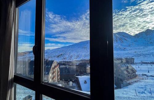 Pas de la Casa Apartment | Increíbles Vistas A Las Montañas En El Pas De La Casa - Parking - Wifi - Ski in Ski out l by BonesVacances