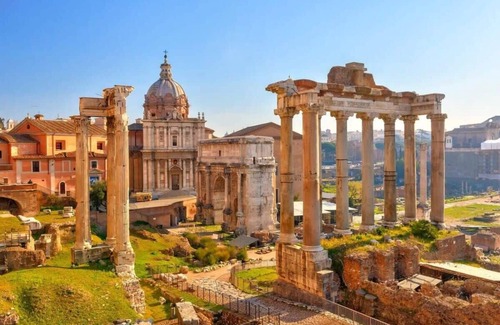 Rione III Colonna Apartment | Incredible 1BR Suite Great Space in Rome