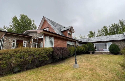 Punta Arenas House | Incredible House in front of Strait of Magellan